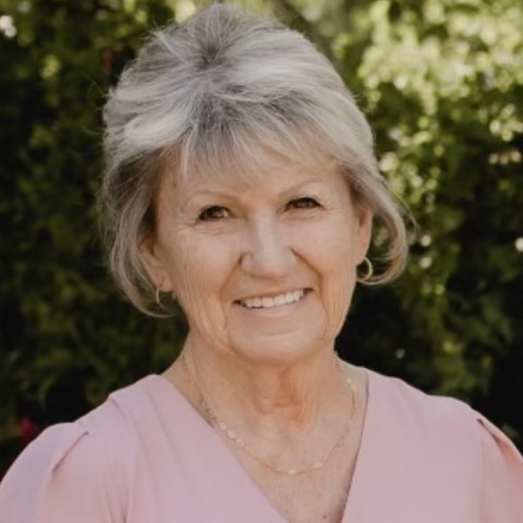 Author Beverly Hamberlin
