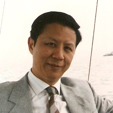 Author Robert Liu